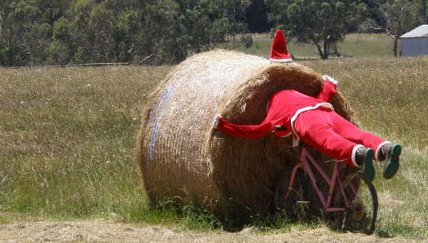 Santa_will_be_late_this_year___Flickr_-_Photo_Sharing_